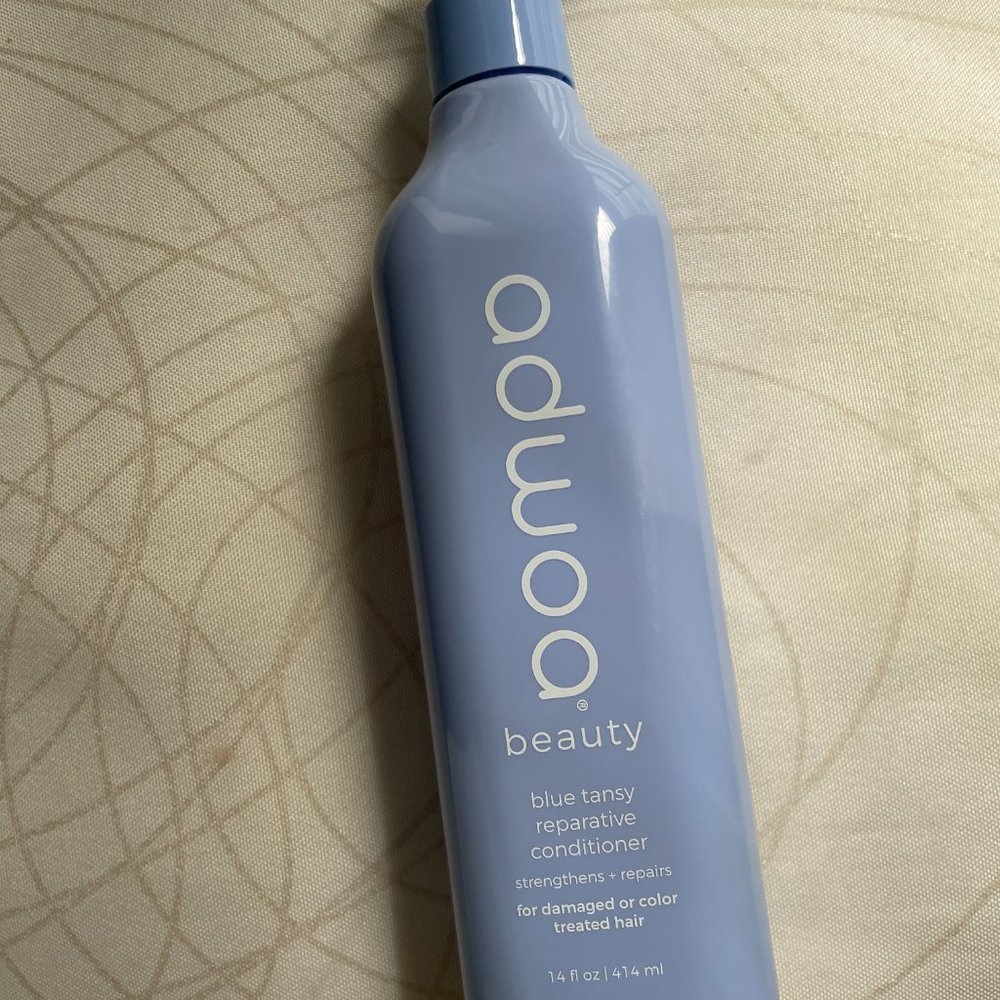 adwoa Beauty Blue Tansy Reparative Conditioner